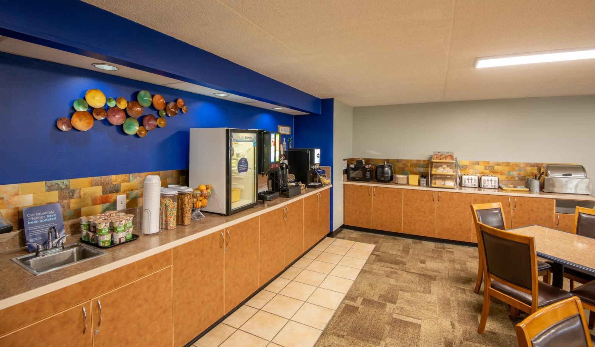 Days Inn By Wyndham Coeur D'Alene Bagian luar foto